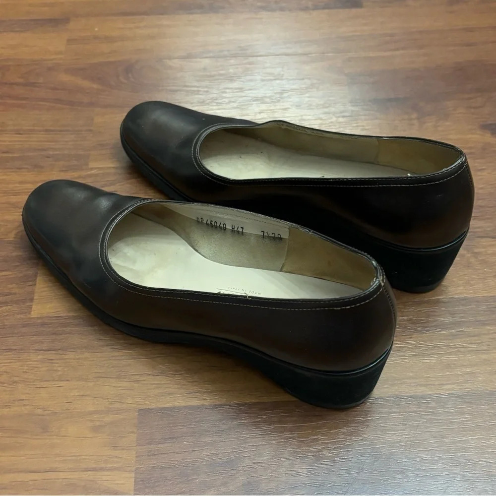 Salvador Ferragamo Bronze Leather Wedges Slip On Heels Size 7.5 - Picture 8 of 12